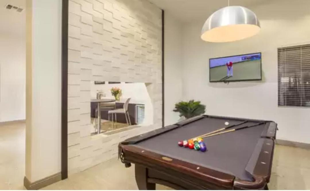 Luxury Avenue Apartment Сан Диего Екстериор снимка